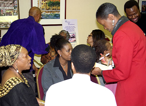 Linda presenting to her workgroup, Los Angeles, California Black Business Seminar