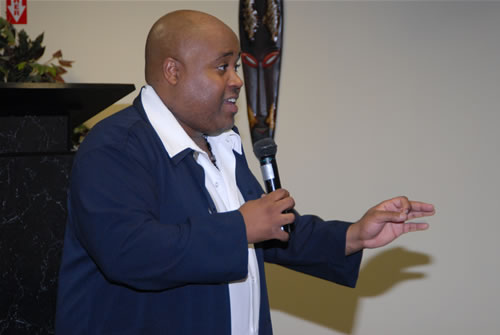 Delxino making historic announcement to guests at the awards show, 2007 TAG Awards Show