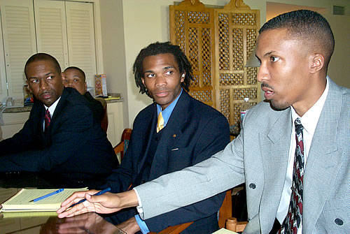 Yaba speaking during meeting, Las Vegas Team Leader Retreat