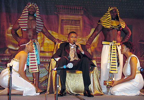 Yaba accepting TAG TEAM's 2000 Person of the Year award, Norfolk 2000 TAG TEAM Convention