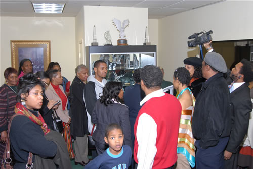 Guests touring Delxino's office, TAG TEAM Marketing Atlanta Facility Grand Opening