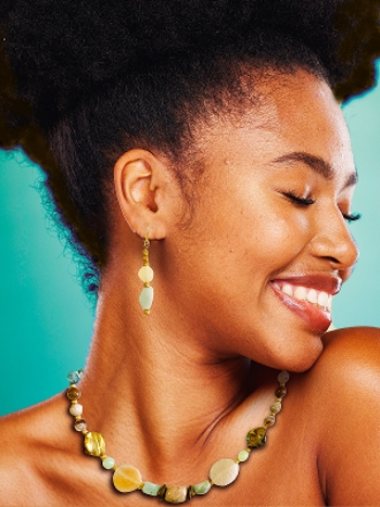 (CLOSEOUT) Seascape Necklace & Earrings (with Agate Stone)