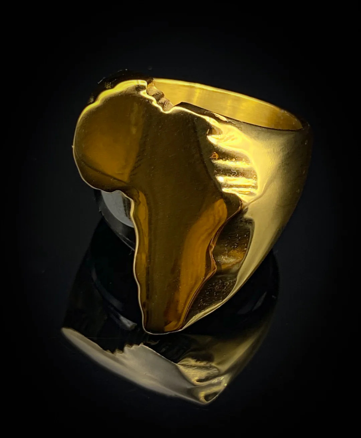 Ring, staged 2